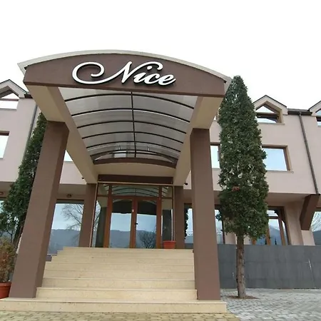 Хотел хотел найс 3*