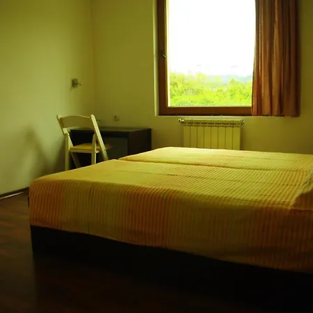 Хотел хотел найс Симитли